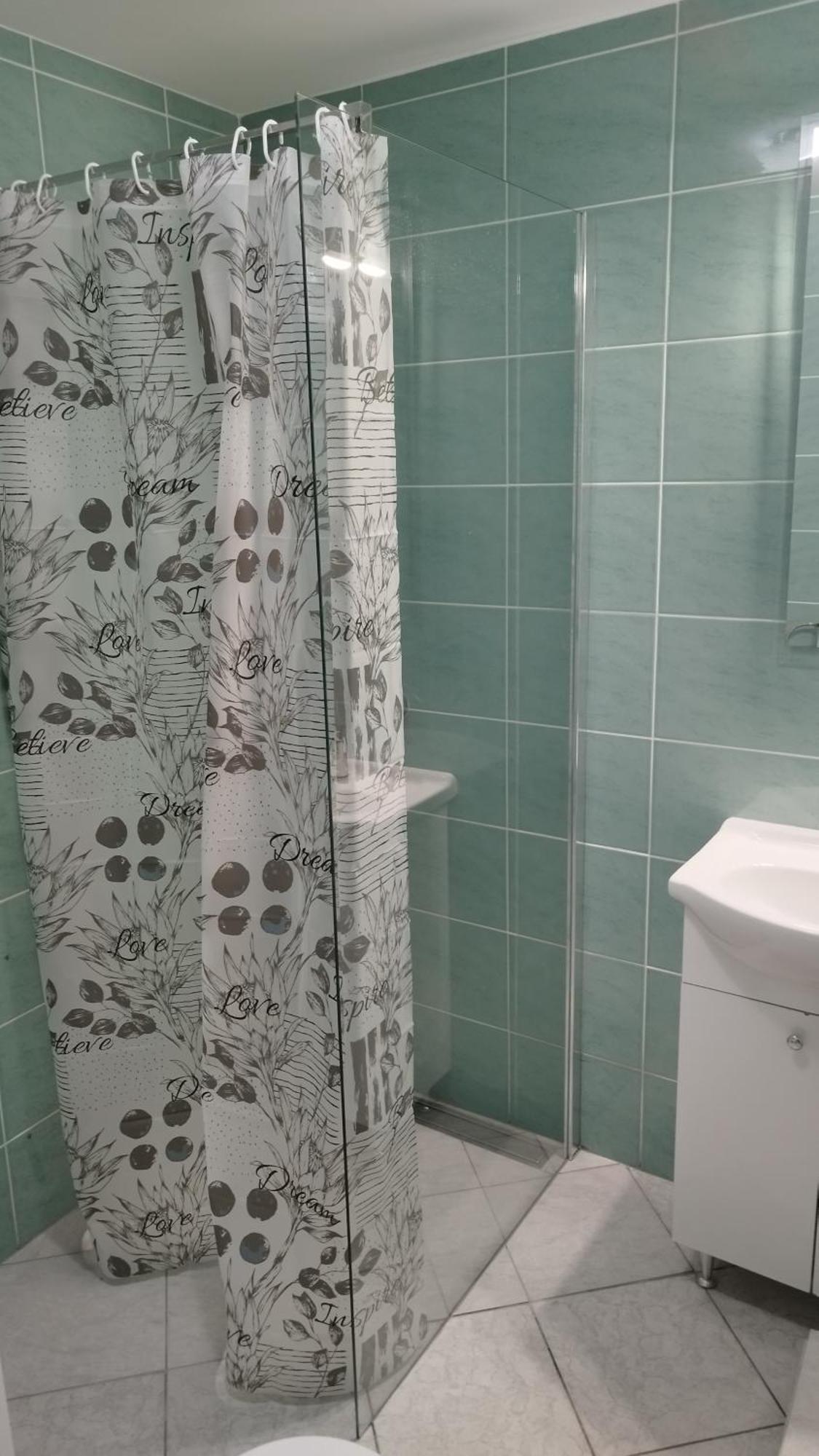 Apartma B & O Идрия Екстериор снимка