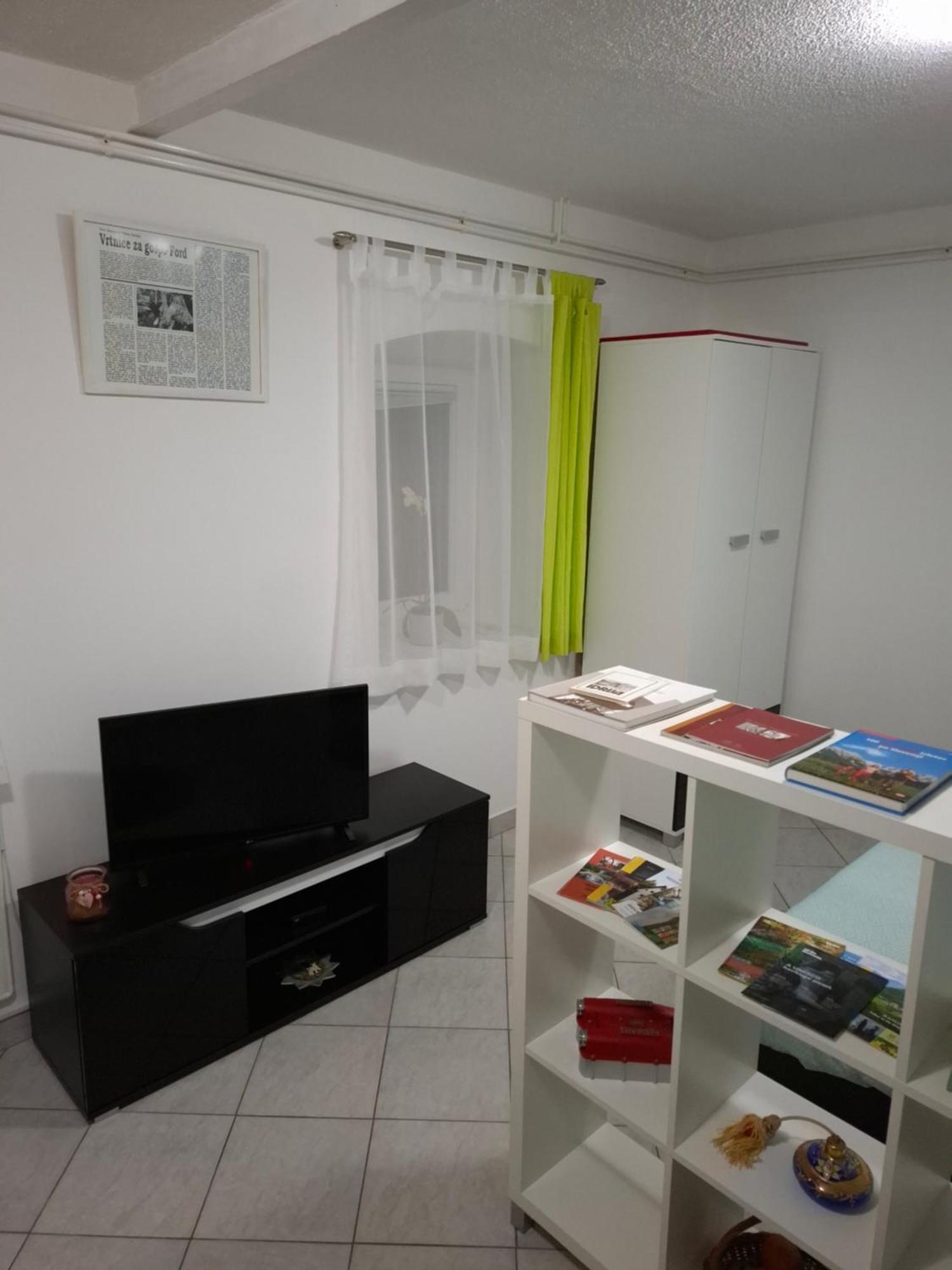 Apartma B & O Идрия Екстериор снимка